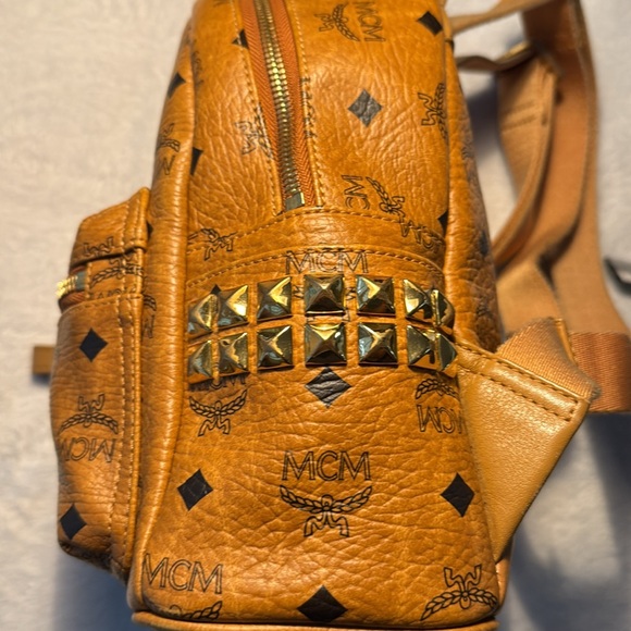 MCM SMALL VICETOS BACKPACK - Picture 7 of 14